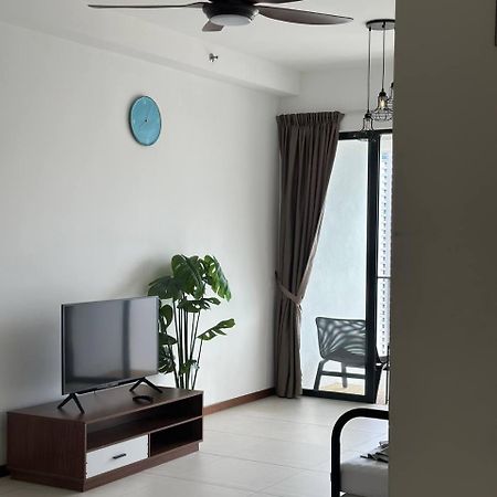 The Landmark Comfort Relax Spacious Sea View By Iz Tanjung Tokong Екстер'єр фото