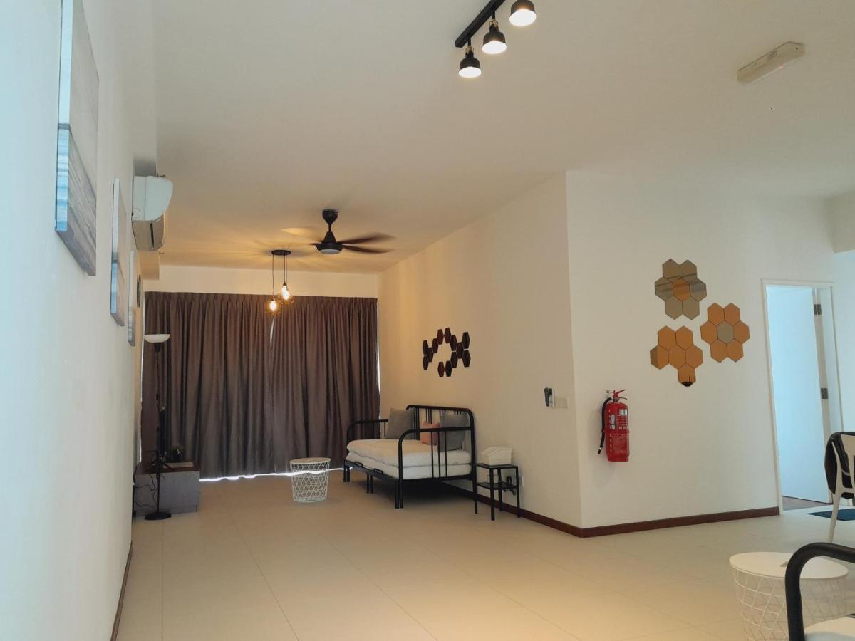 The Landmark Comfort Relax Spacious Sea View By Iz Tanjung Tokong Екстер'єр фото