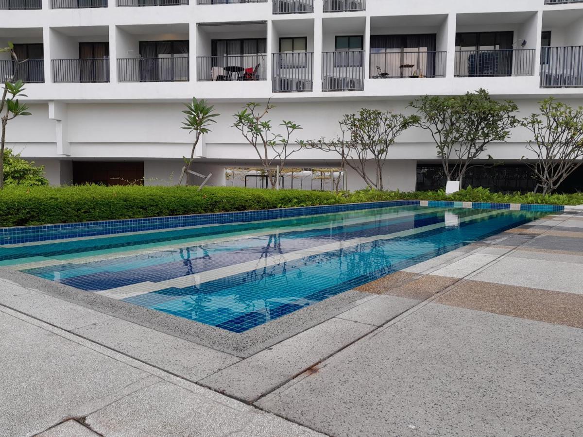 The Landmark Comfort Relax Spacious Sea View By Iz Tanjung Tokong Екстер'єр фото