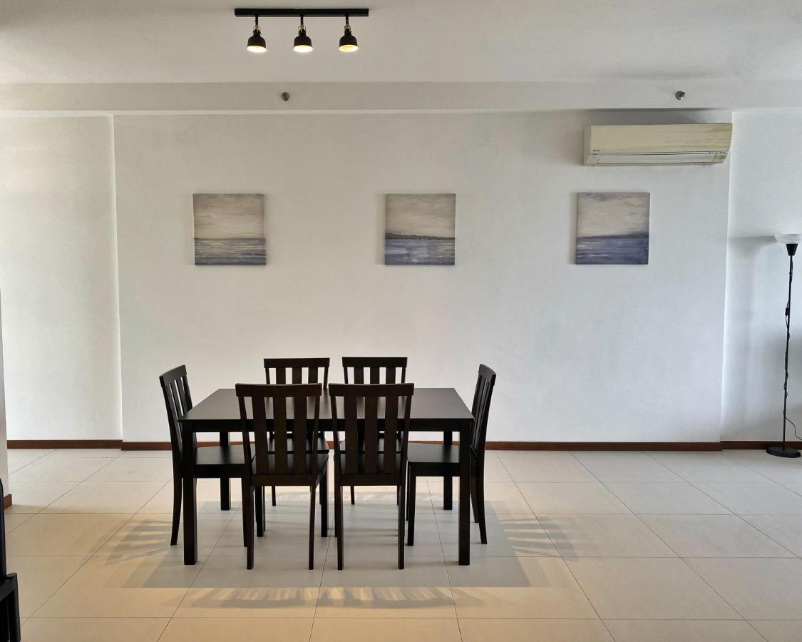 The Landmark Comfort Relax Spacious Sea View By Iz Tanjung Tokong Екстер'єр фото