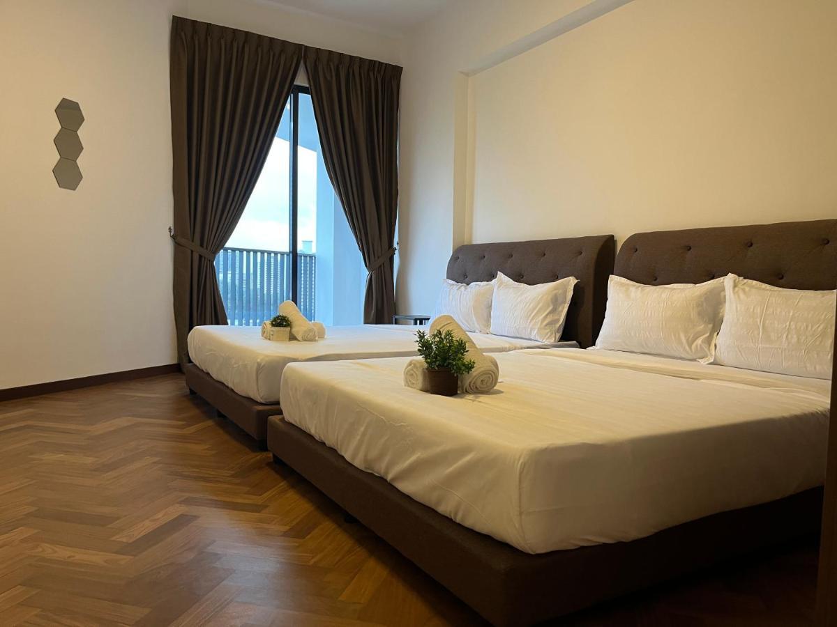 The Landmark Comfort Relax Spacious Sea View By Iz Tanjung Tokong Екстер'єр фото