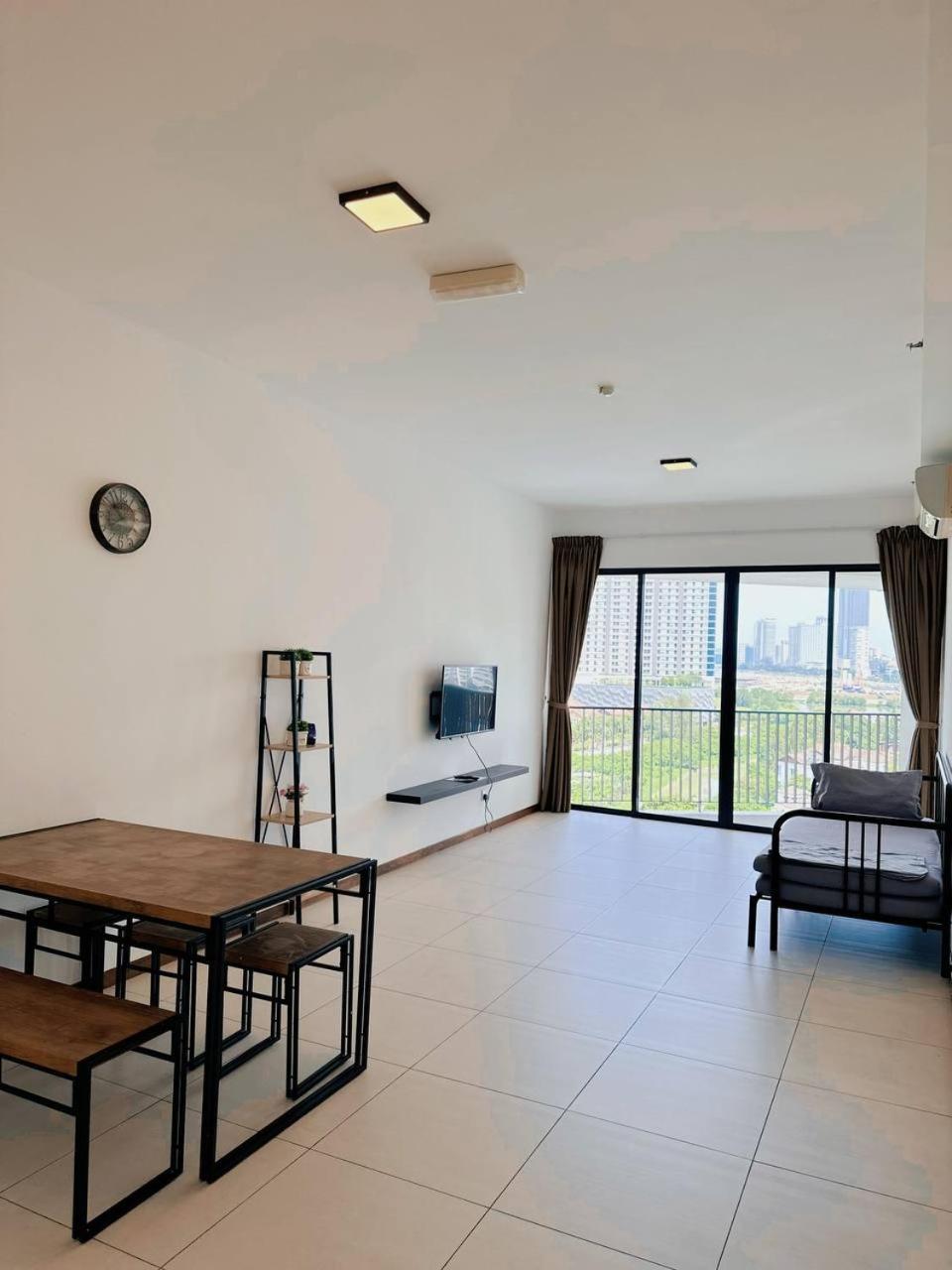 The Landmark Comfort Relax Spacious Sea View By Iz Tanjung Tokong Екстер'єр фото