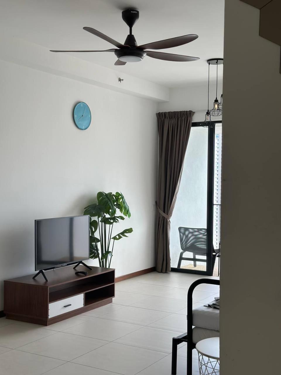 The Landmark Comfort Relax Spacious Sea View By Iz Tanjung Tokong Екстер'єр фото